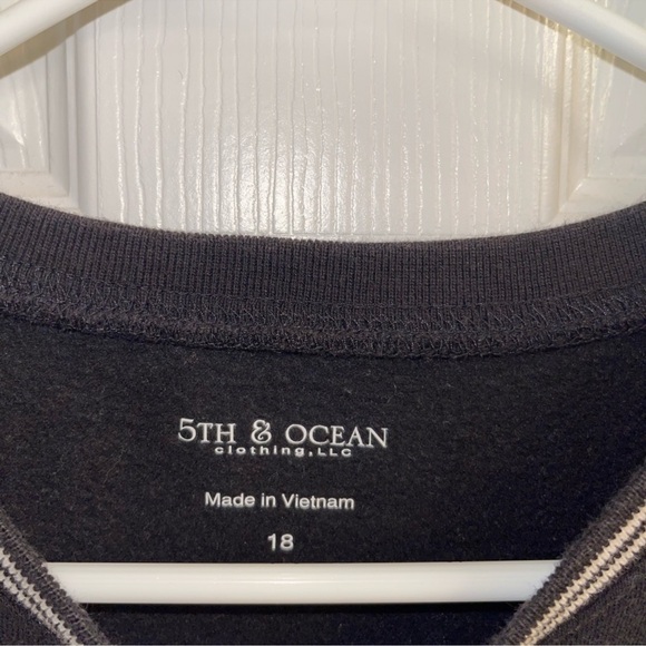 Justice 5th & Ocean sweatshirt - Picture 6 of 7